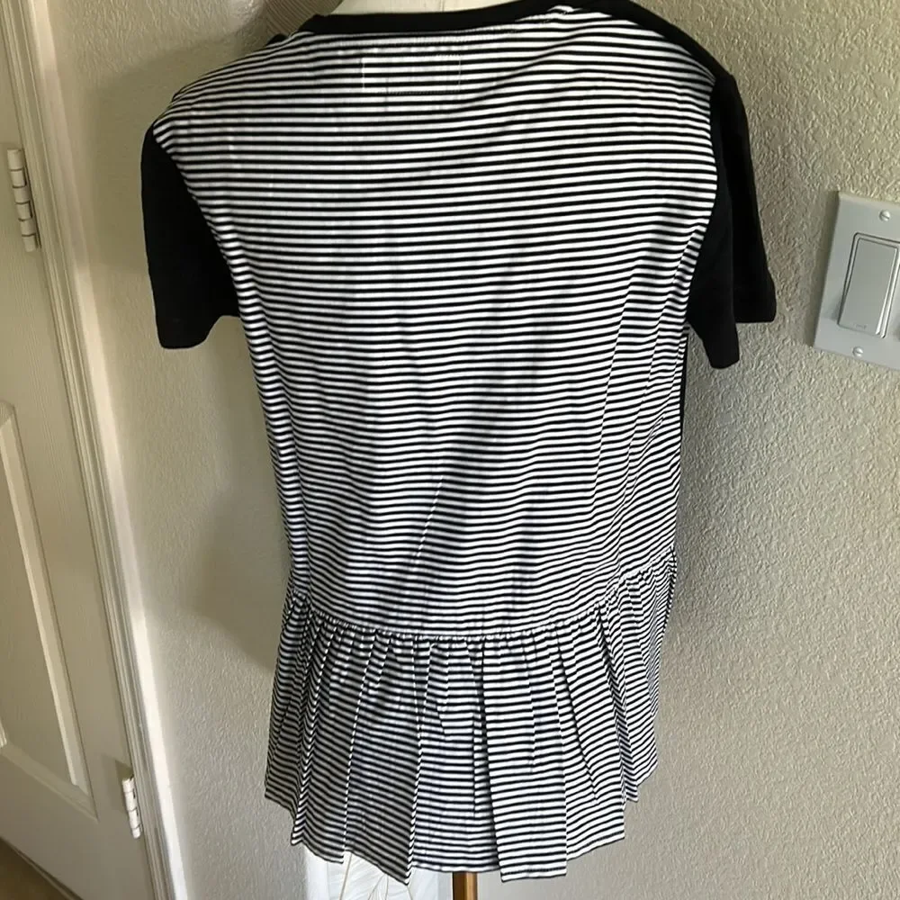 Kate Spade Black White Broome Street Striped Black Tee Shirt Top Small, NWT